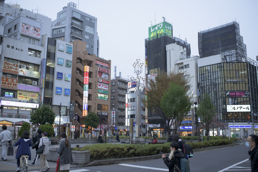 高円寺の「名物酒場」で年甲斐もなくはしゃいだ夜